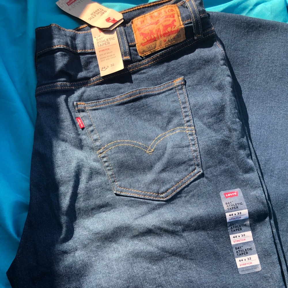 Levi’s blue jeans